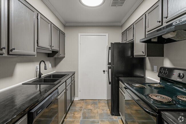 3B/2BA - 1400 sqft