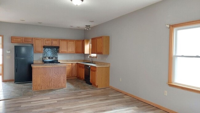 Photo - PRE-LEASE!! Beautiful 2 Bedroom/ 1 Bathroom House