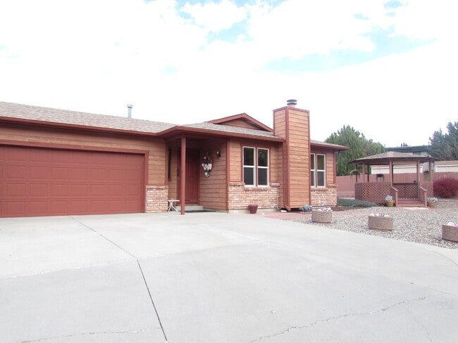 Photo - 518-520 Rado Dr Unit 520