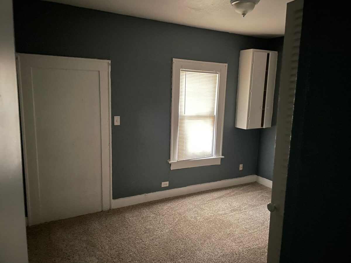 Photo - 2 Bedroom 1 Bath House available for move in.