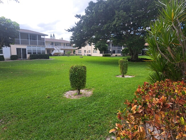 Photo - 243 Canterbury K Unit WPB