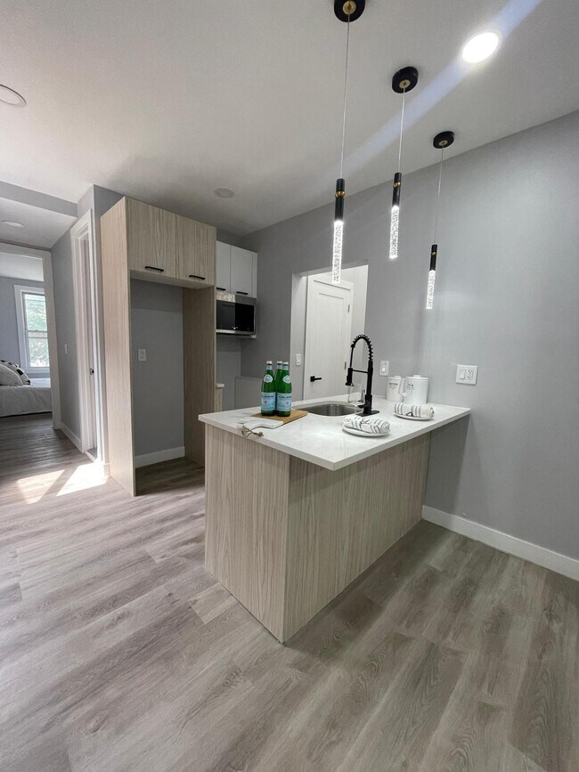 69 Lincoln St 3L - 67 Lincoln St Unit 3L