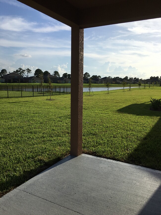 Photo - 1522 Lexington Square SW