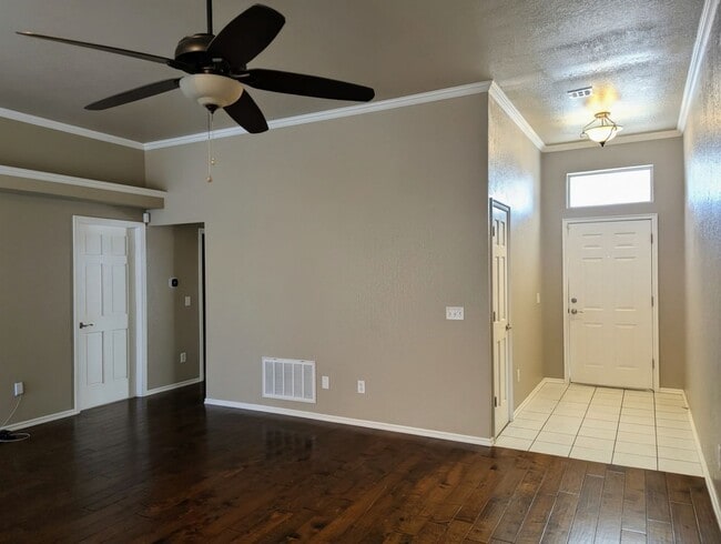 Photo - Beautiful 3 Bedroom Home with Study, Fireplace & Fenced Backyard!