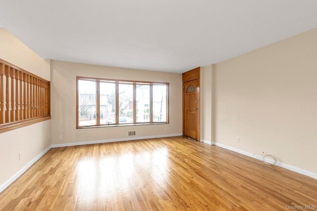 Photo - 295 Plain Ct Unit RIGHT