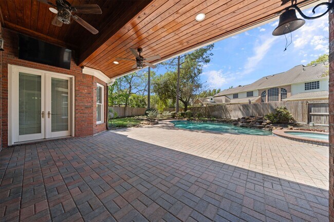 Photo - 13714 Gainesway Dr