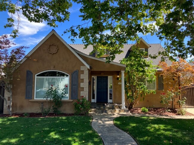Building Photo - Charming Willow Glen Retreat – 3BR/2BA Jus... Rental