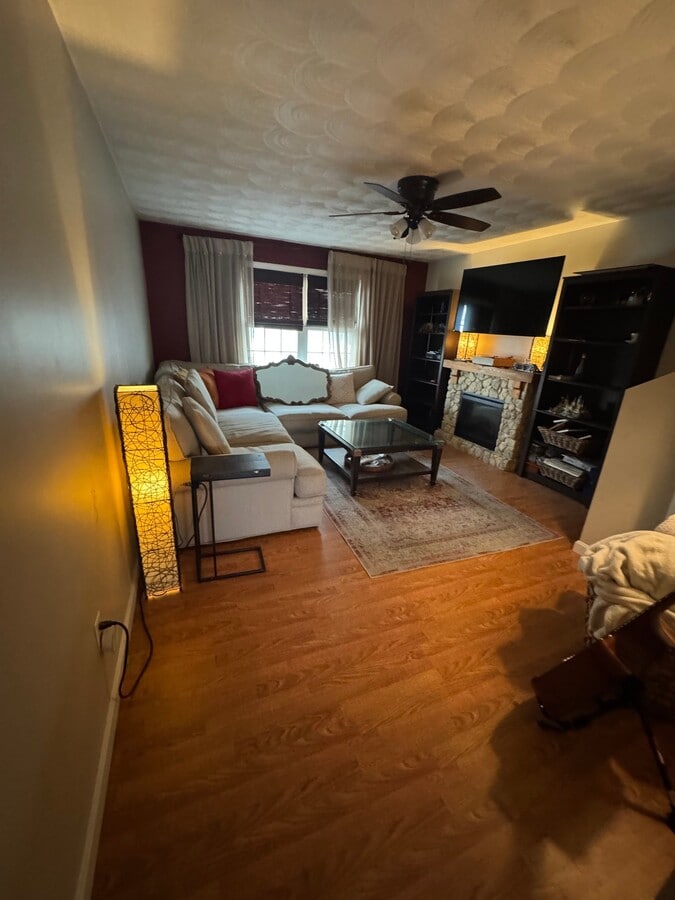 Photo - 327 Lockwood St Unit 2-B