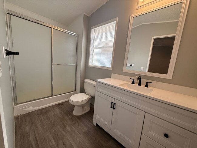 Photo - 3601 E Wyoming Ave