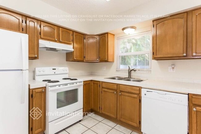 Photo - 5843 60th St N