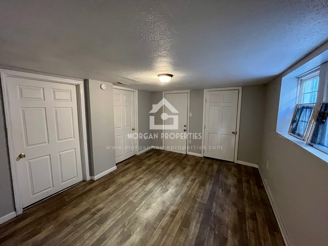 Building Photo - 1807 Meridian St Unit 4