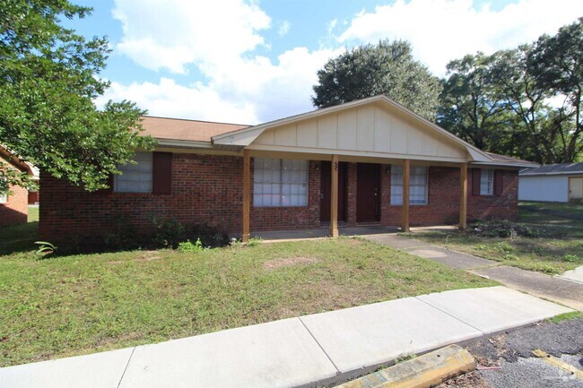 Building Photo - 10151 Guidy Ln Rental