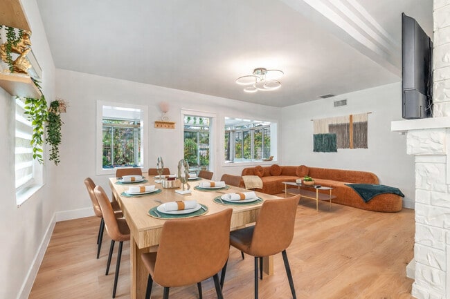 Photo - 1336 NE 14th Ave Unidad SI FL1-ID1475647P