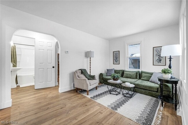 Photo - 896 Indian Trail