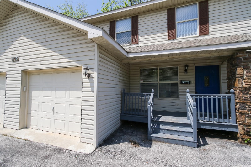 Photo - 1216 Highland Ave Unit b