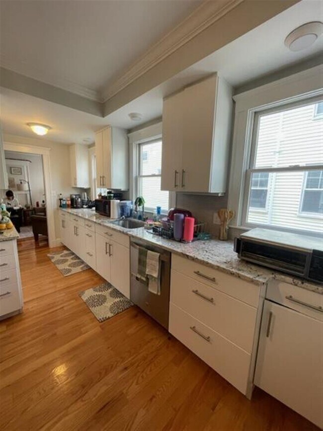 Photo - 34 Leonard St Unit 1