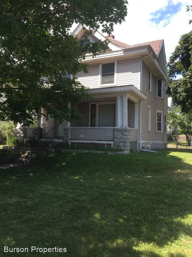 5 br, 2 bath House - 237 Lexington Pkwy N - 5 br, 2 bath House - 237 Lexington Pkwy N