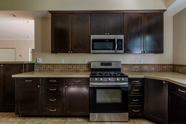 Photo - 1112 S Bedford Dr Unit 101