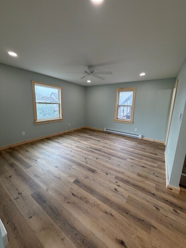 Photo - 1303 S Main St Unit 2