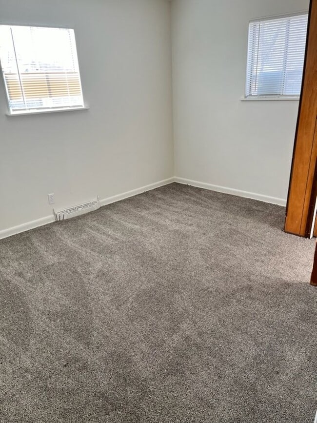 Photo - NICE DENVER DUPLEX!! CONVIENIENT LOCATION!!