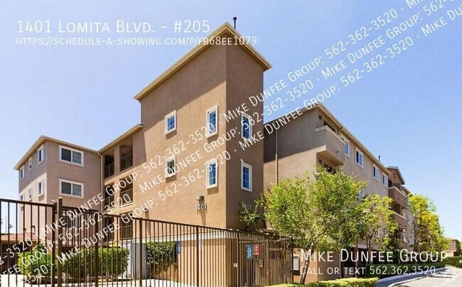 Building Photo - Contemporary 3 Bedroom 2 Bathroom Condo Unit #205