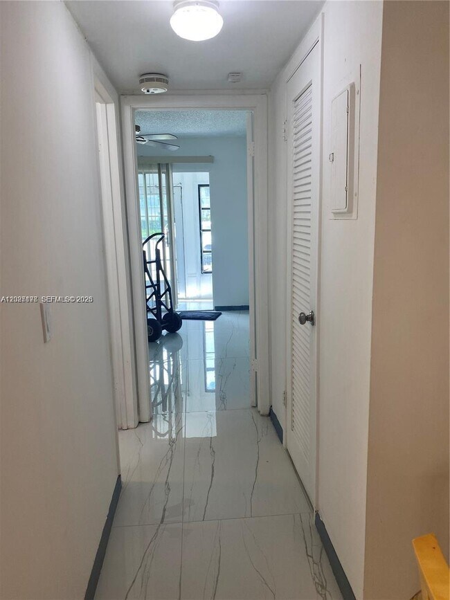 Photo - 111 Tilford F Unit 111