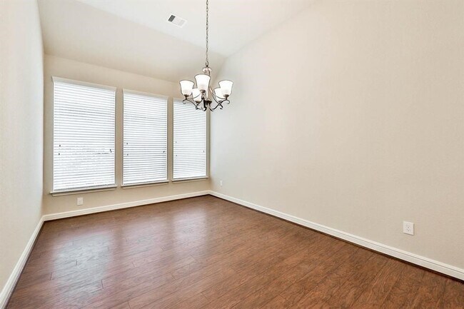 Photo - 4130 Grand Sunnyview Ln