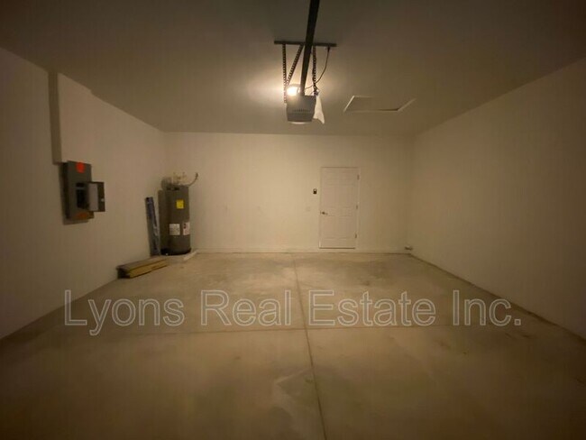 Photo - 3279 Jersey St