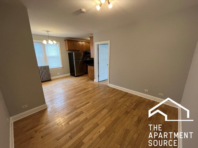 Photo - 4548 W George St Unit 2