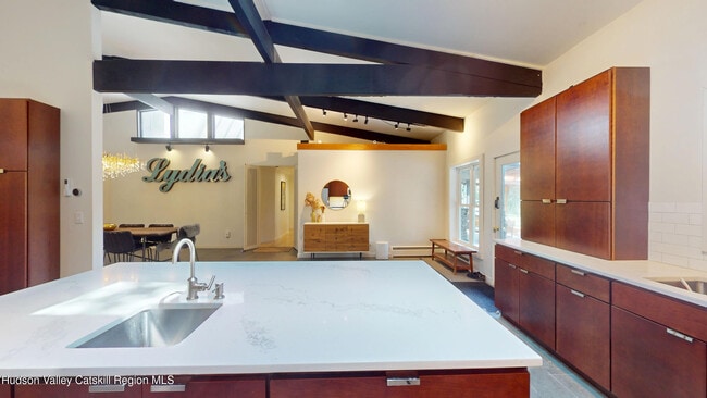 Photo - 16 Spring Rd