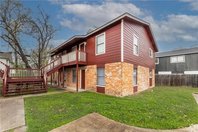 Building Photo - 802 Navidad, B Rental