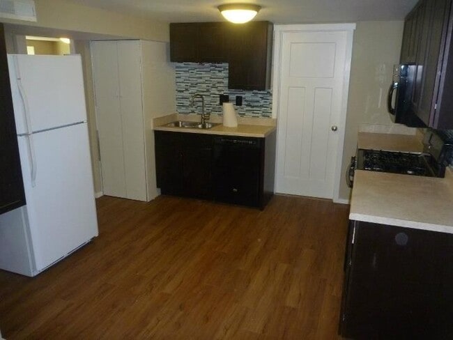 7018 SE 17th Ave Unidad Basement