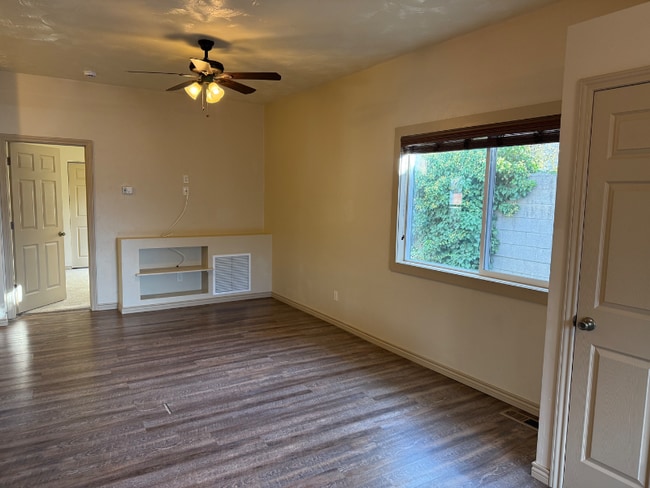 Photo - 619 Grand Ave Apartamento Unidad B