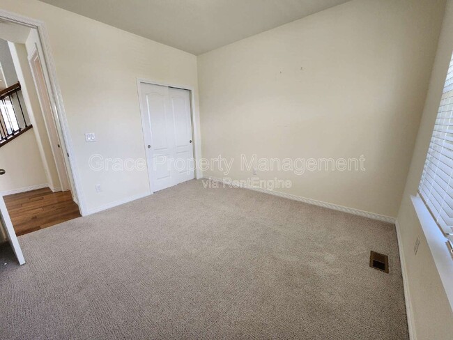 Photo - 808 Byrd Dr