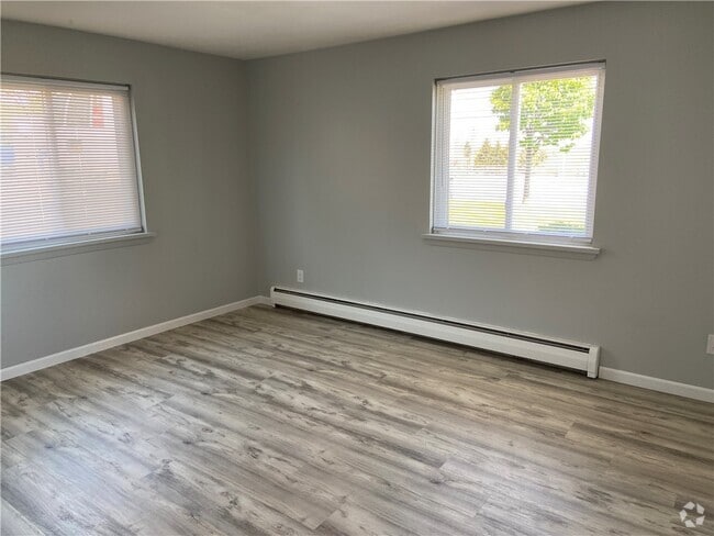 Building Photo - 11 Winston Dr Rental