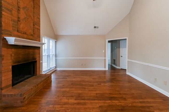 Photo - 4430 Highgrove Dr