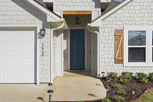 Photo - 173 Brazos Bnd