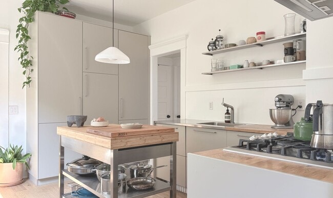 Photo - 1385 Allison Ave Unit 1385