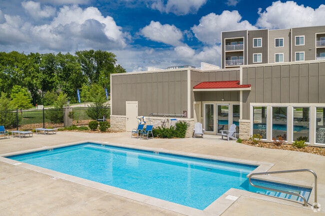 Fairway Flats Clubhouse - Fairway Flats