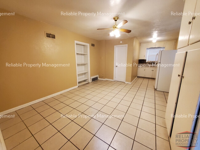 Photo - 310 7th St Unit #6