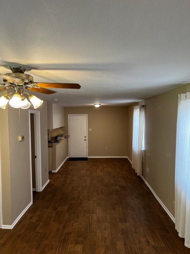 725 Heavens Dr Unit 4