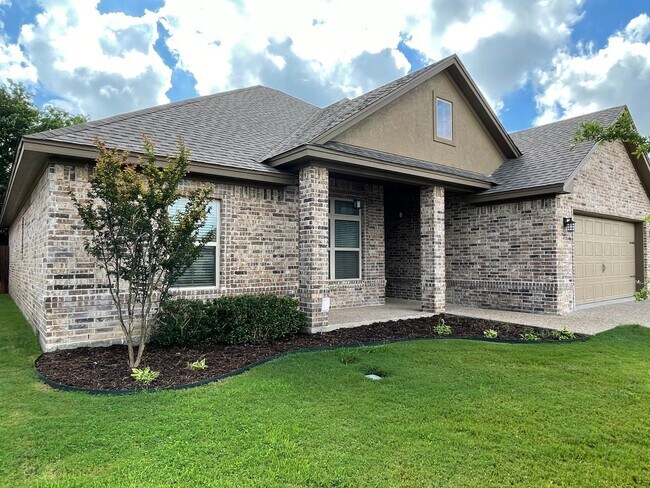 Photo - Luxury Home in Chapel Ridge | Midway ISD *...