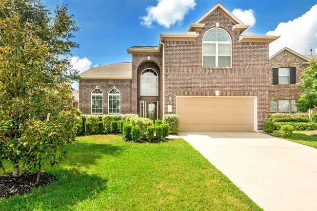 Building Photo - 26335 Cedar Pine Dr
