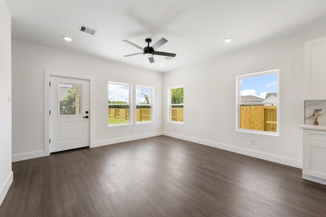 Photo - 3708 Avenue S