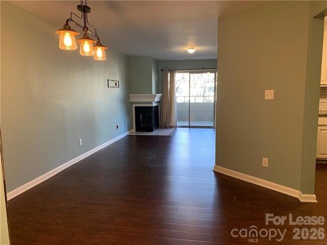 Photo - 2519 Stockbridge Dr Unit B