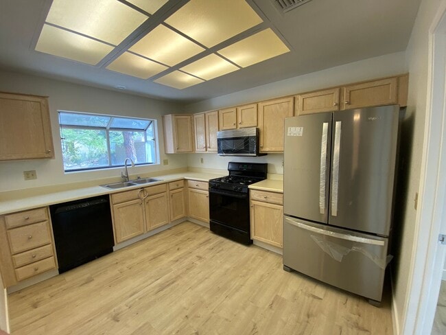 Photo - Sun City Summerlin - 55+ Community. Rare 2...