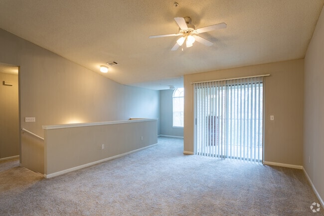 3BR,2BA 1400sqft - Arbors On Reservoir