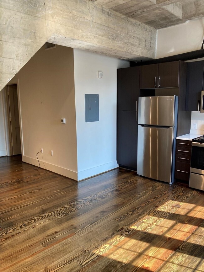 Photo - 4411 Dallas St Unit 3