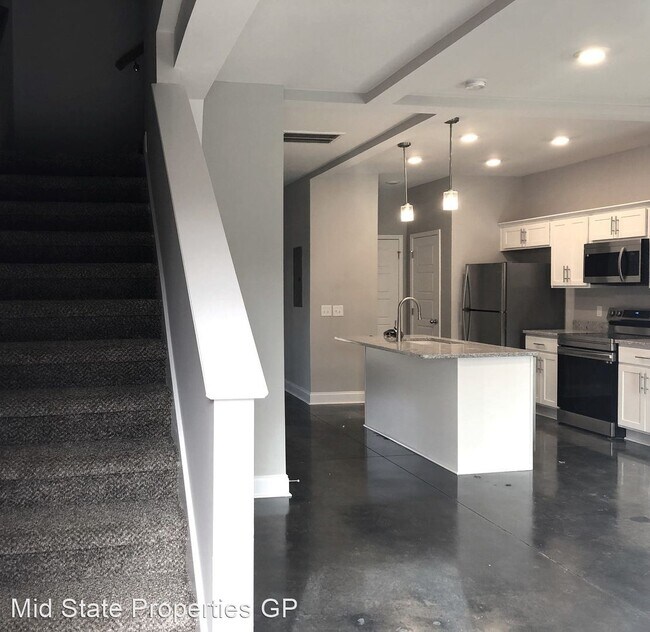 Photo - 3 br, 2.5 bath House - 1309 Poplar Ct.