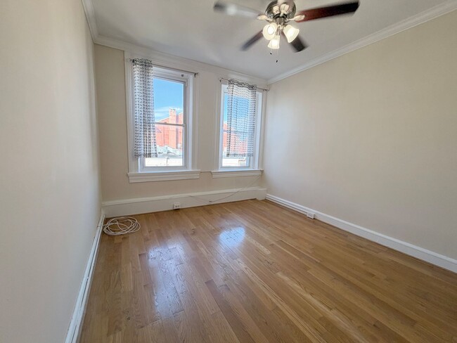 Photo - 1318 Eutaw Pl